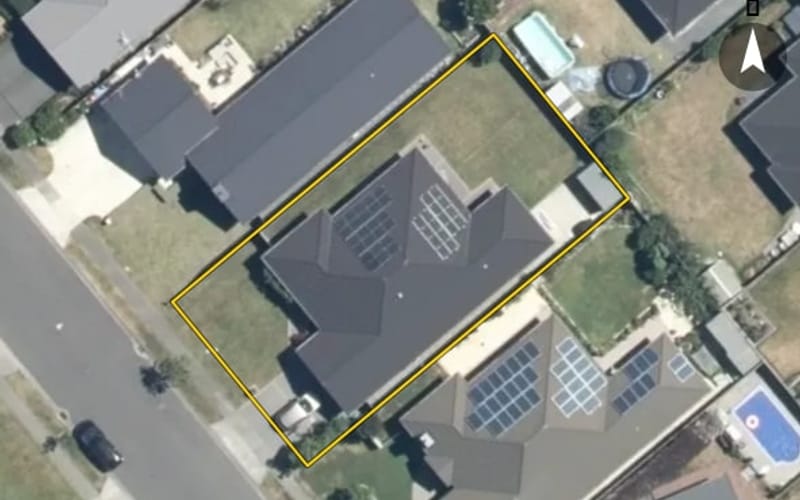 11 Lowry Place