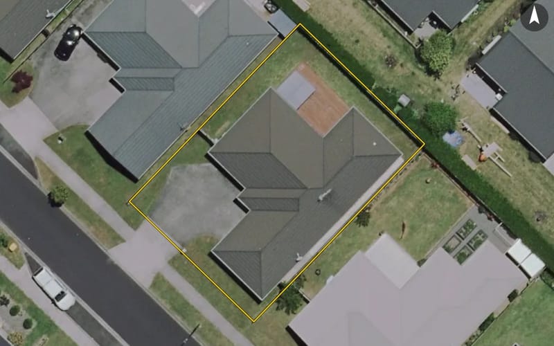 29 Ladeira Place