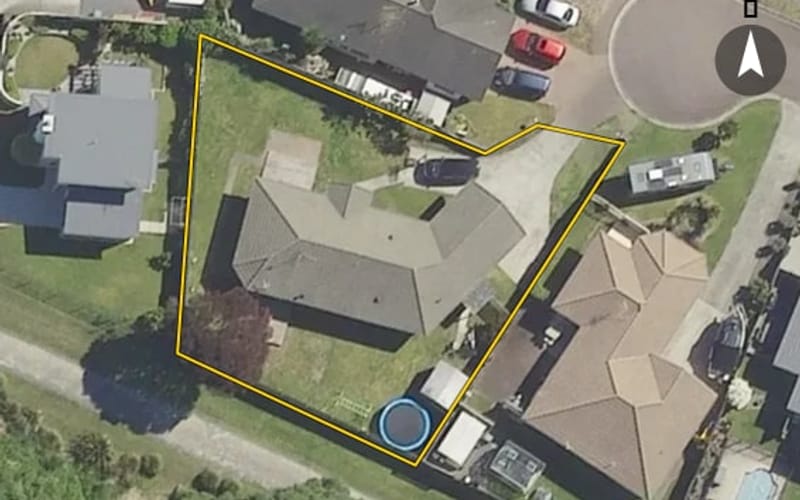 26 Larisa Grove