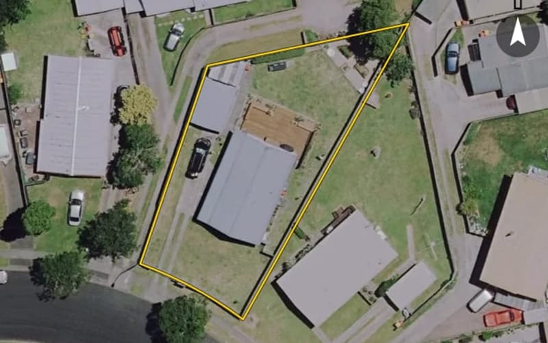40 Elmwood Crescent