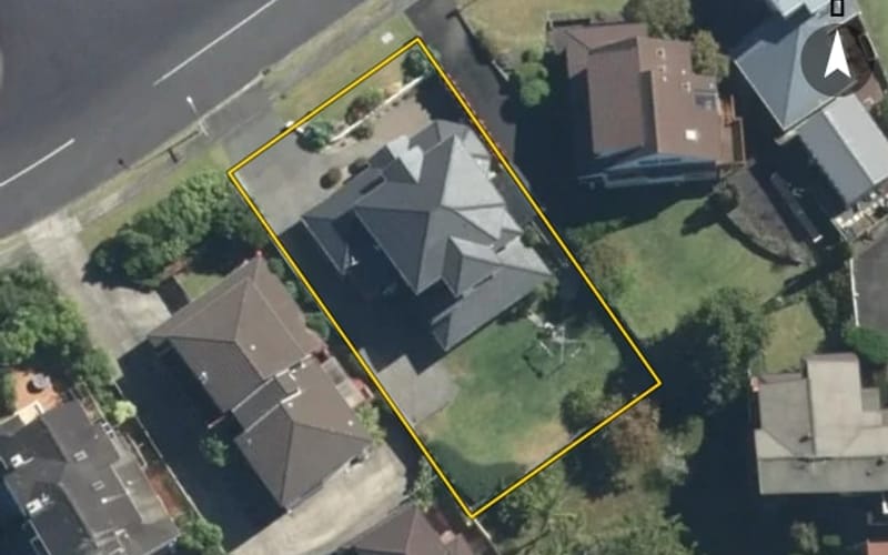 12 Niagara Crescent