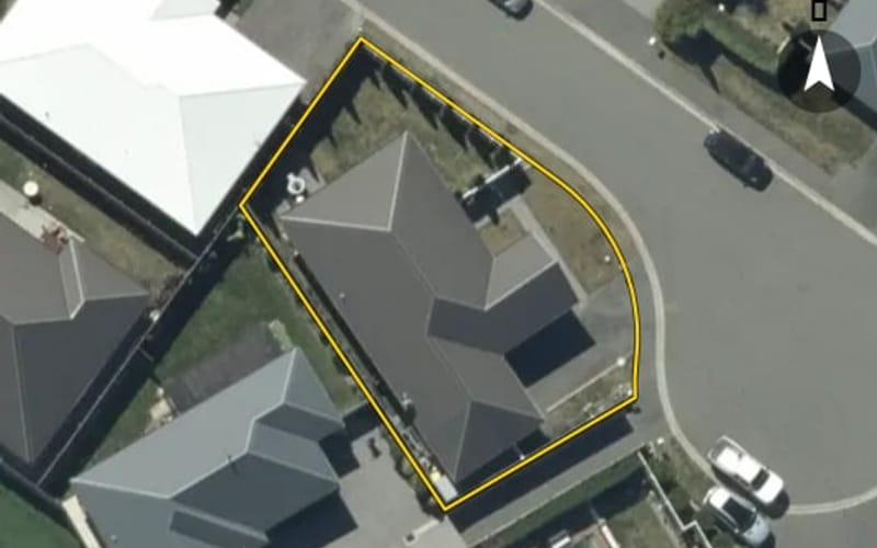4 St Adela Place