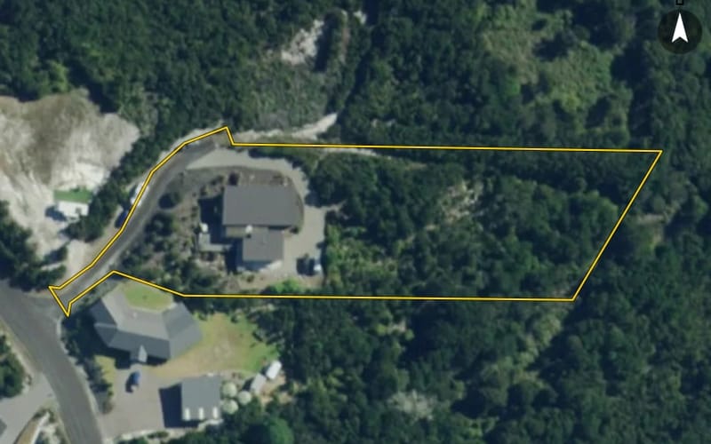 90 Stratford Drive