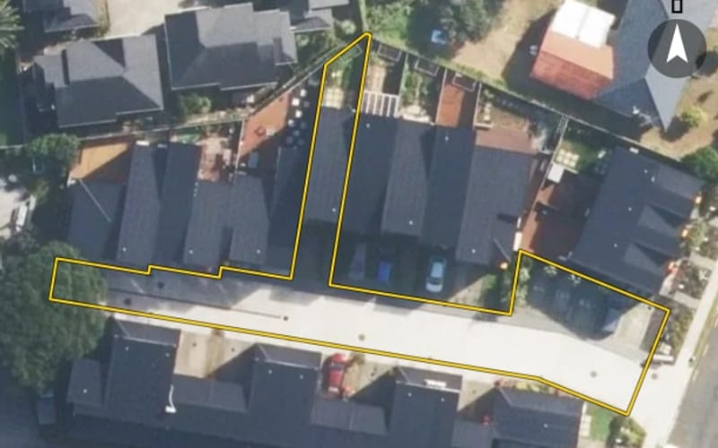 11 Korama Lane