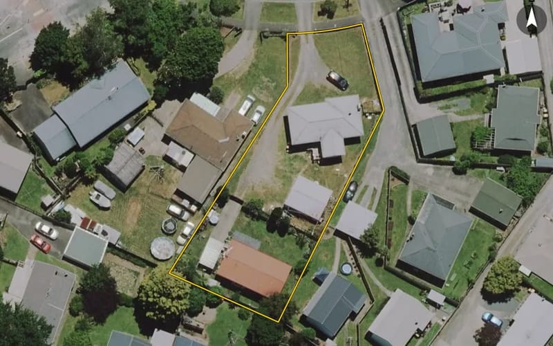 6 MacDonald Road