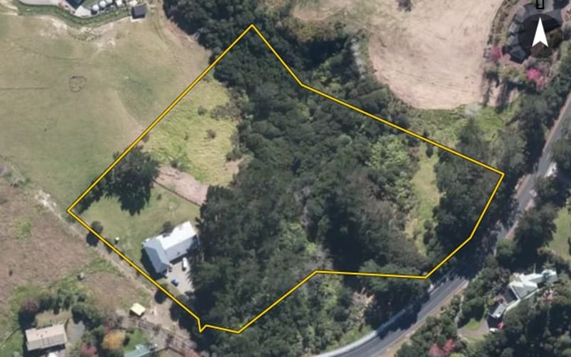 290 Paremoremo Road