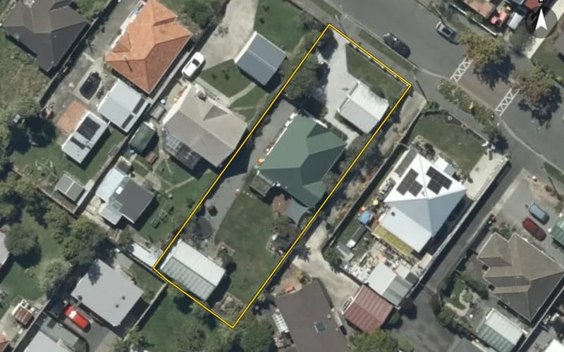 18 Glenroy Street
