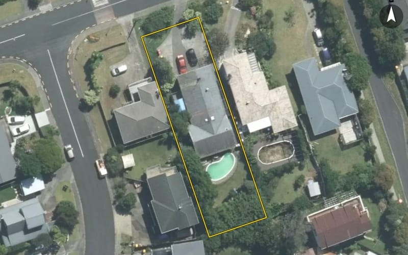 24 Bond Crescent