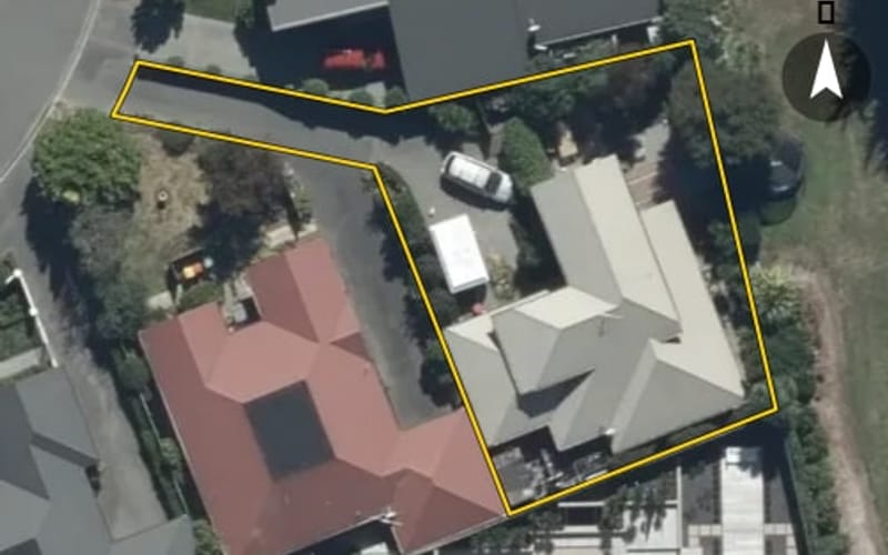 16 Len Hale Place
