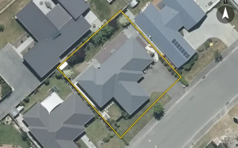 48 Charlesworth Drive