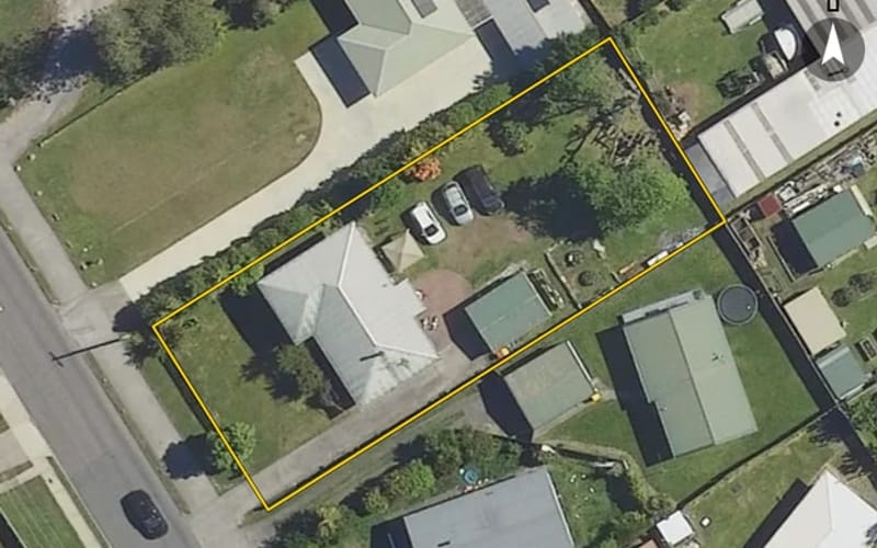 25 Steeles Lane