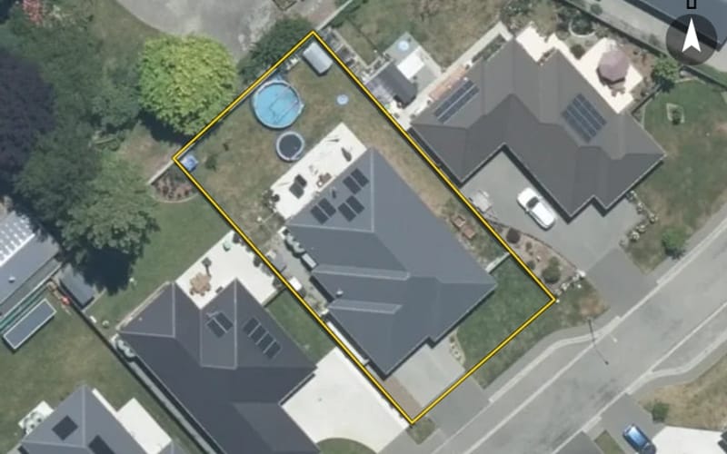 39 Geoff Geering Drive
