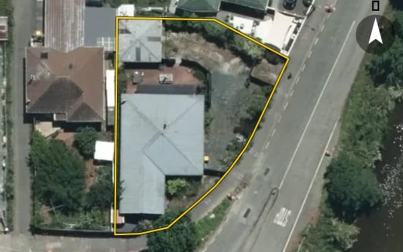 213 Nile Street East