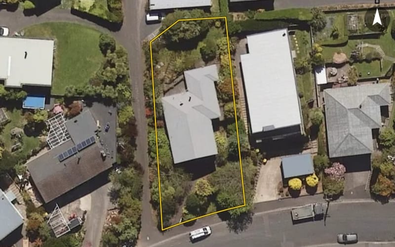 10 Larkins Street