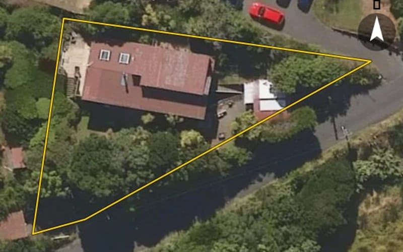 3 Luss Road