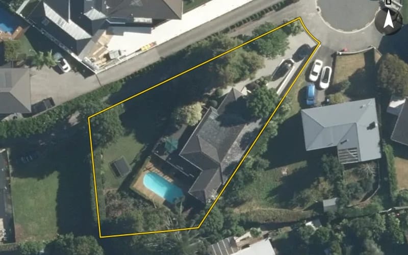 33 Debron Avenue