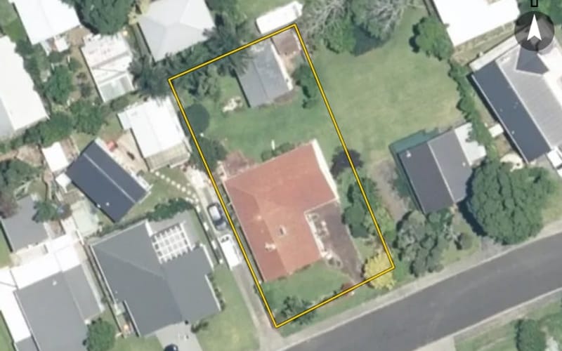 8 Dolphin Drive