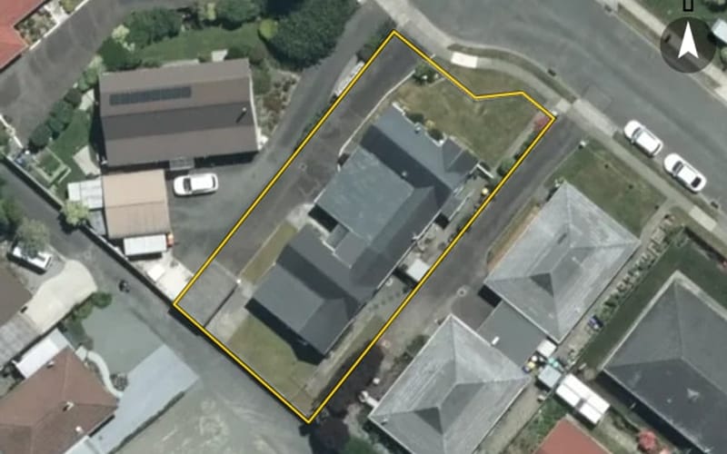 1/5 Byron Place