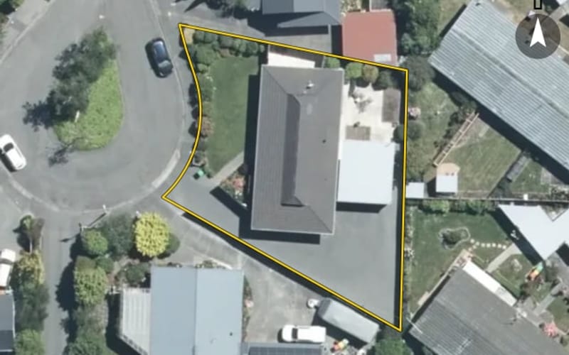 8 Rowan Place
