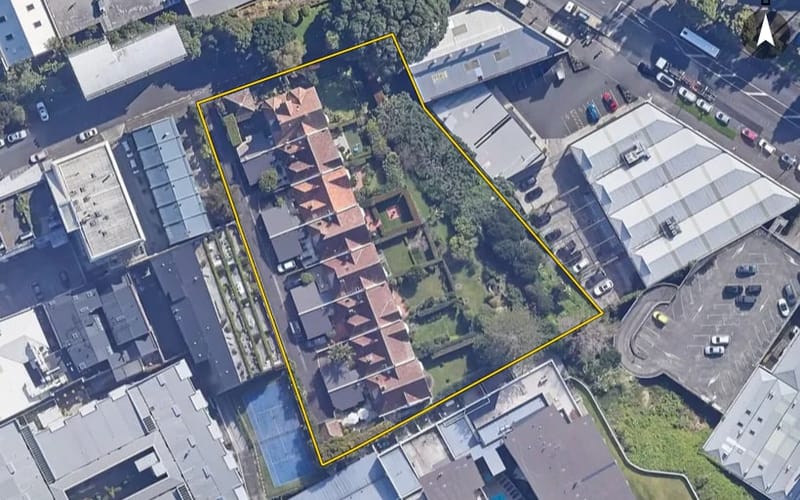 6 Dilworth Terrace