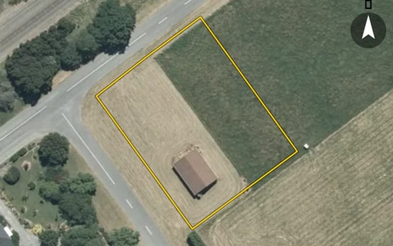 23 Chertsey Line Road