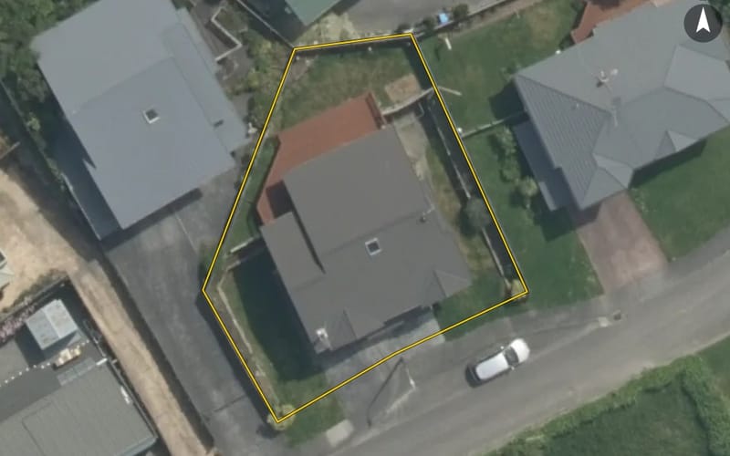 51 Meadowcroft Grove