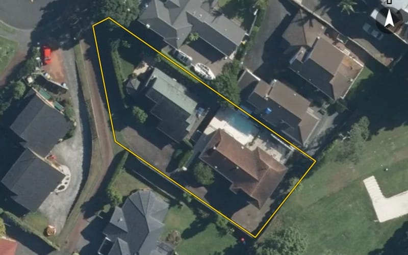 24B Charles Fox Place