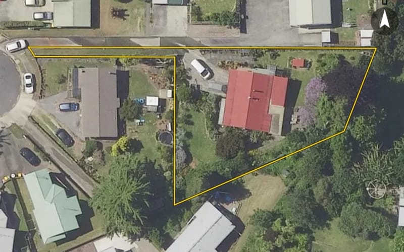 11 Luke Street