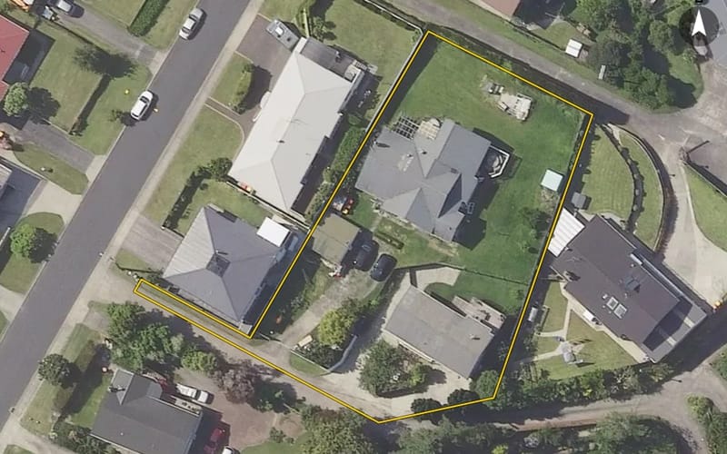 39 Churchill Road