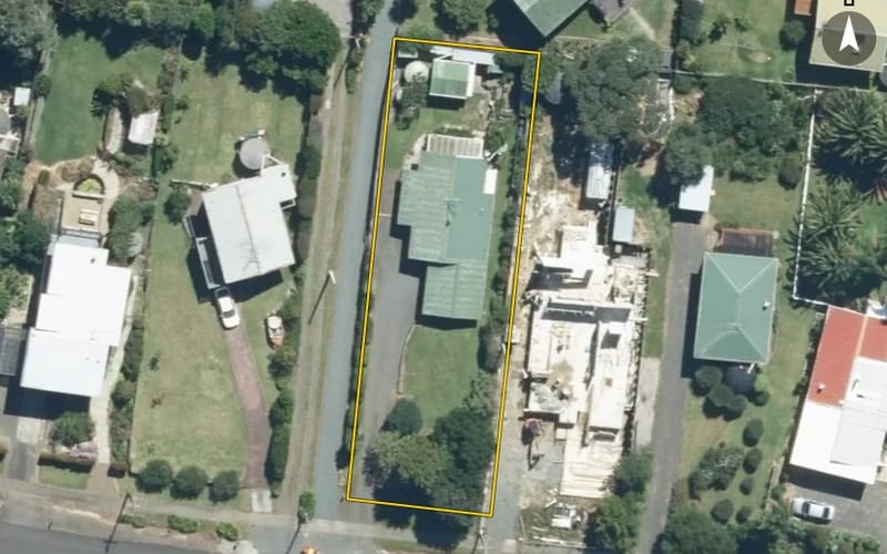 77 Bays Road