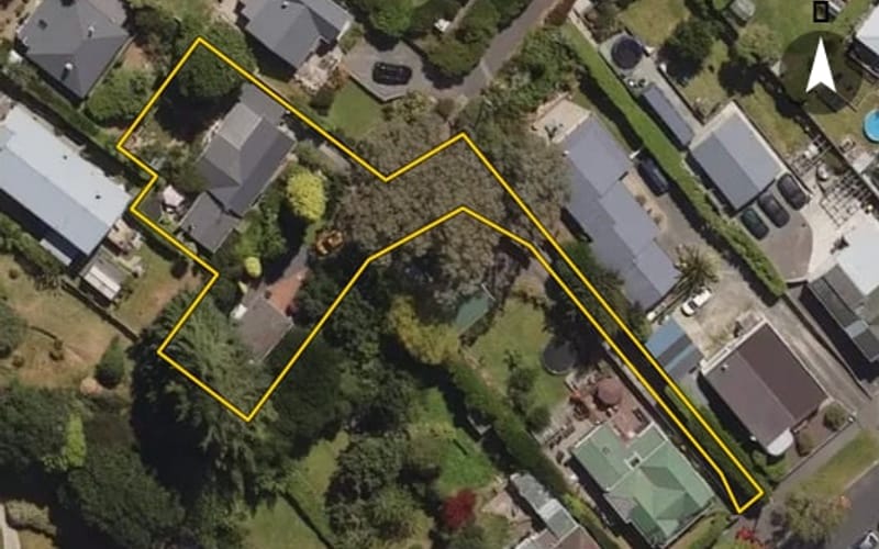 23A Jellicoe Crescent