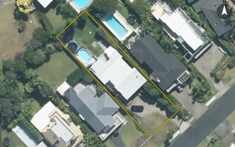 12 Churchill Road