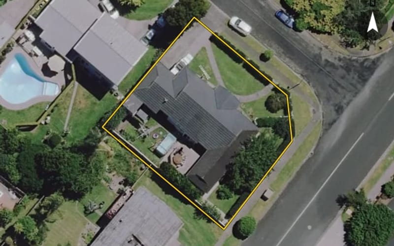 11 Delamare Road