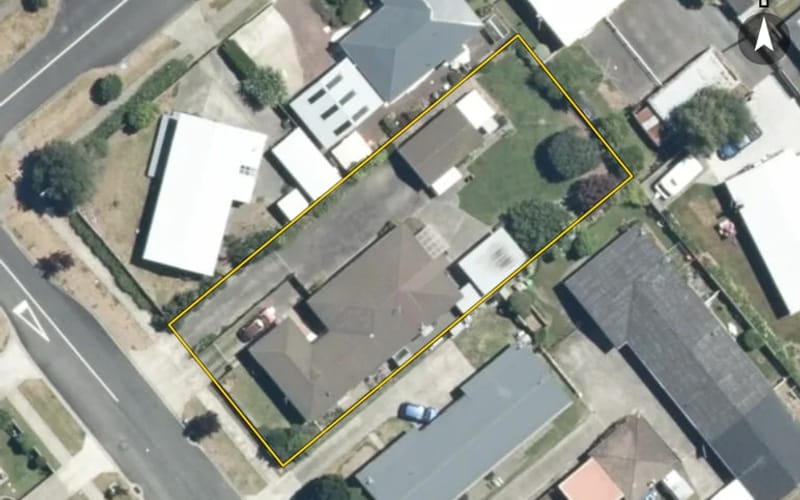 802 Alexandra Street