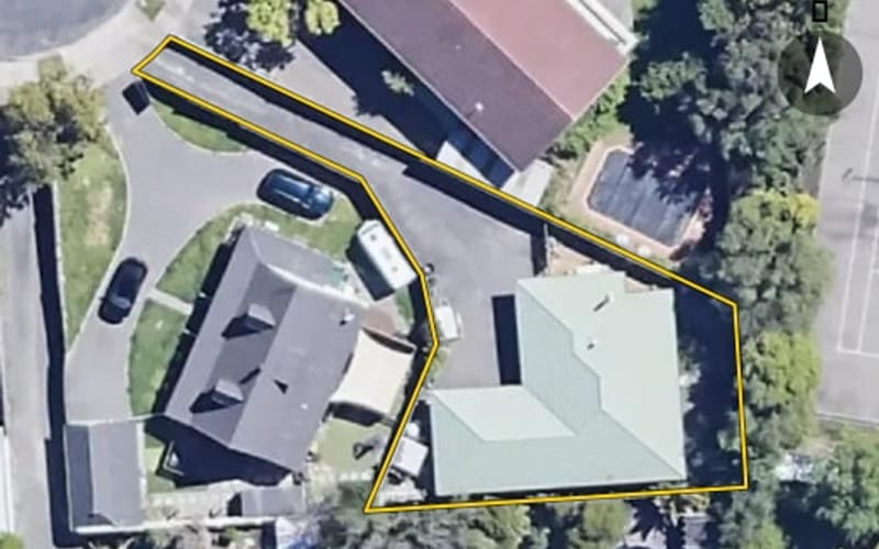 19B Carlyle Crescent