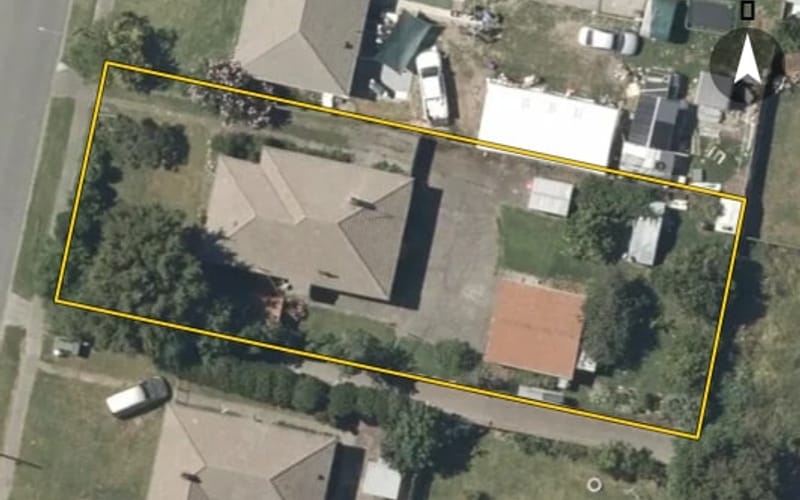 16 Ward Crescent