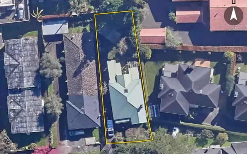 18 Oaklands Road