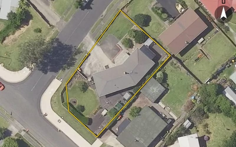 2 Laurence Street