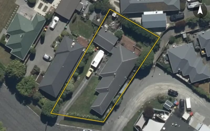 96 Harris Crescent