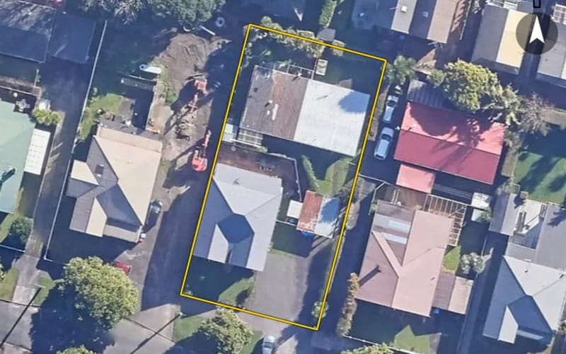 10 Jason Avenue