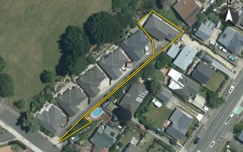 8 Centennial Road