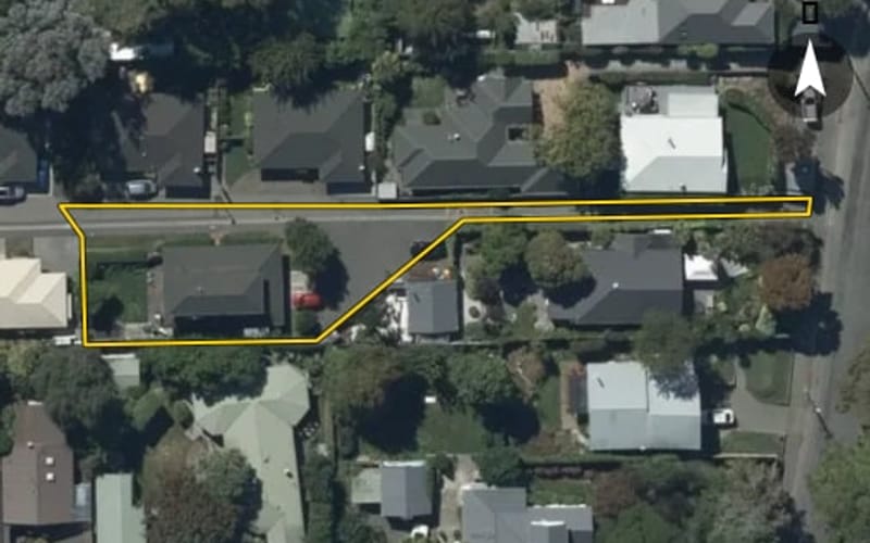 10 Castle Way