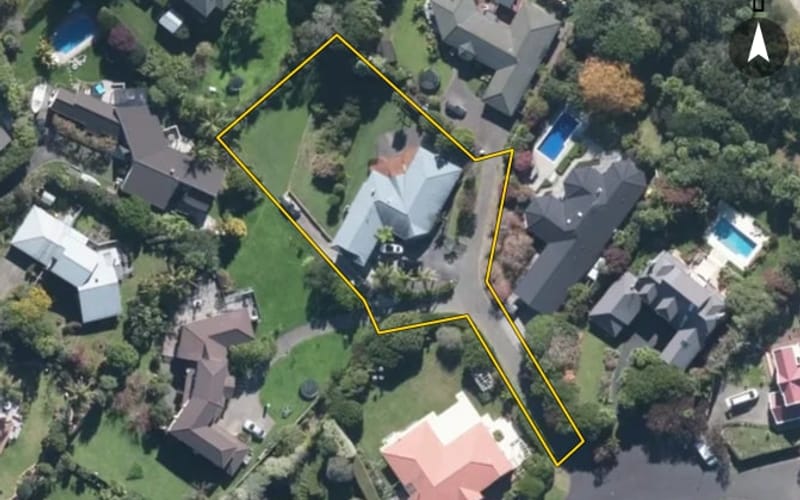 8 Almond Grove