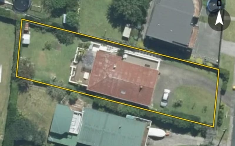 10 Beacon Avenue