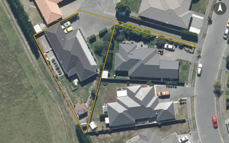 12 Iraklis Close