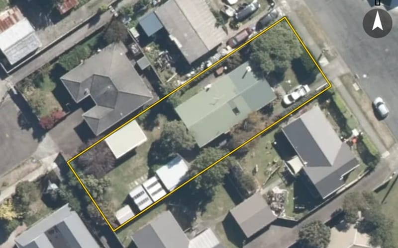 12 Bathurst Street