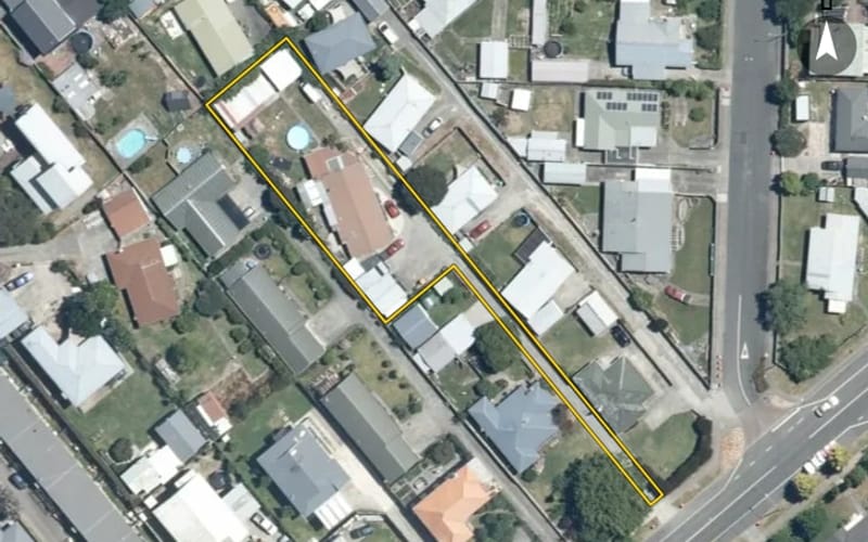 703A Riverslea Road South