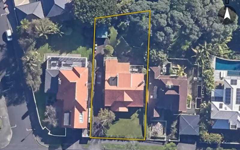 6 Canterbury Place