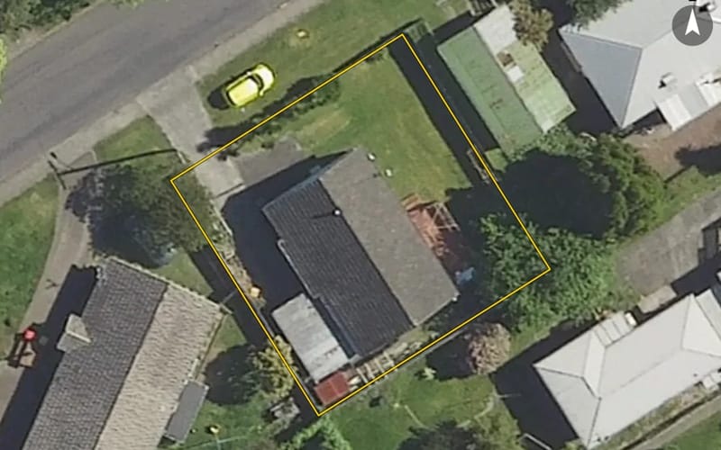 16 Ross Road