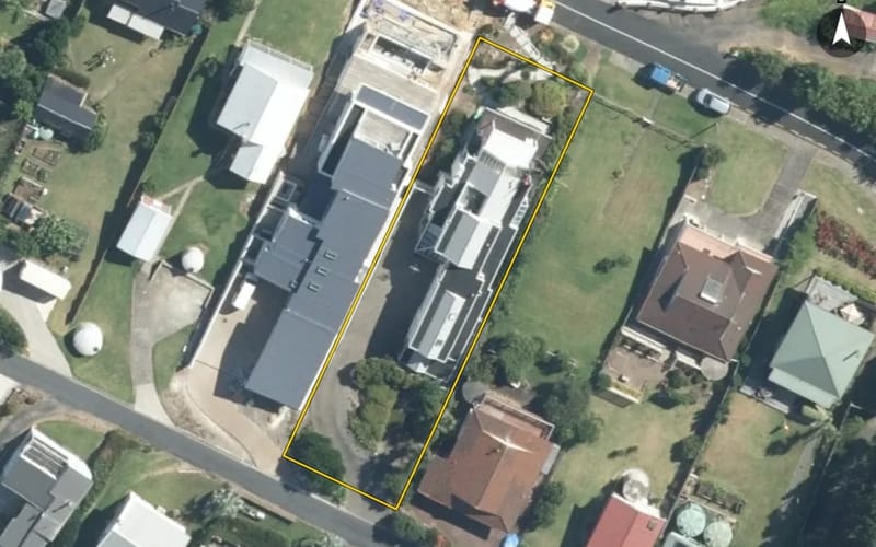 37 Carlton Crescent